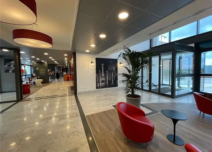 Ibis Fiera 3*